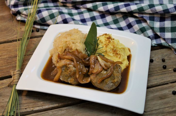 KücheDaheim - Leberknödel, Sauerkraut